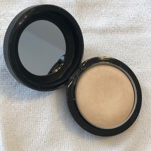 MAC Mineralize Skinfinish
